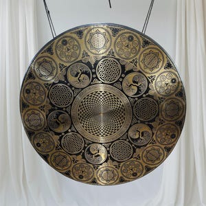Premium Bronze Healing Gong – Deep Resonance for Meditation, Relaxation & Sound Therapy