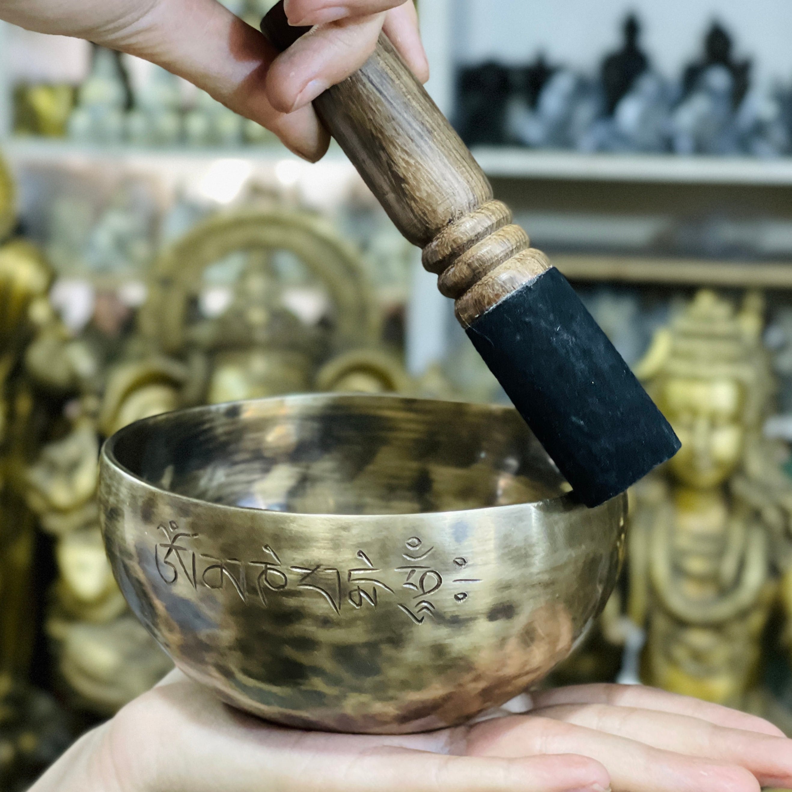 6インチ フルムーンシンギングボウル：手作りサウンドヒーリング瞑想