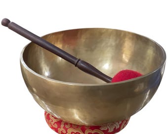 Handcrafted Tibetan Singing Bowl: Deep Tone Meditation, Nepal