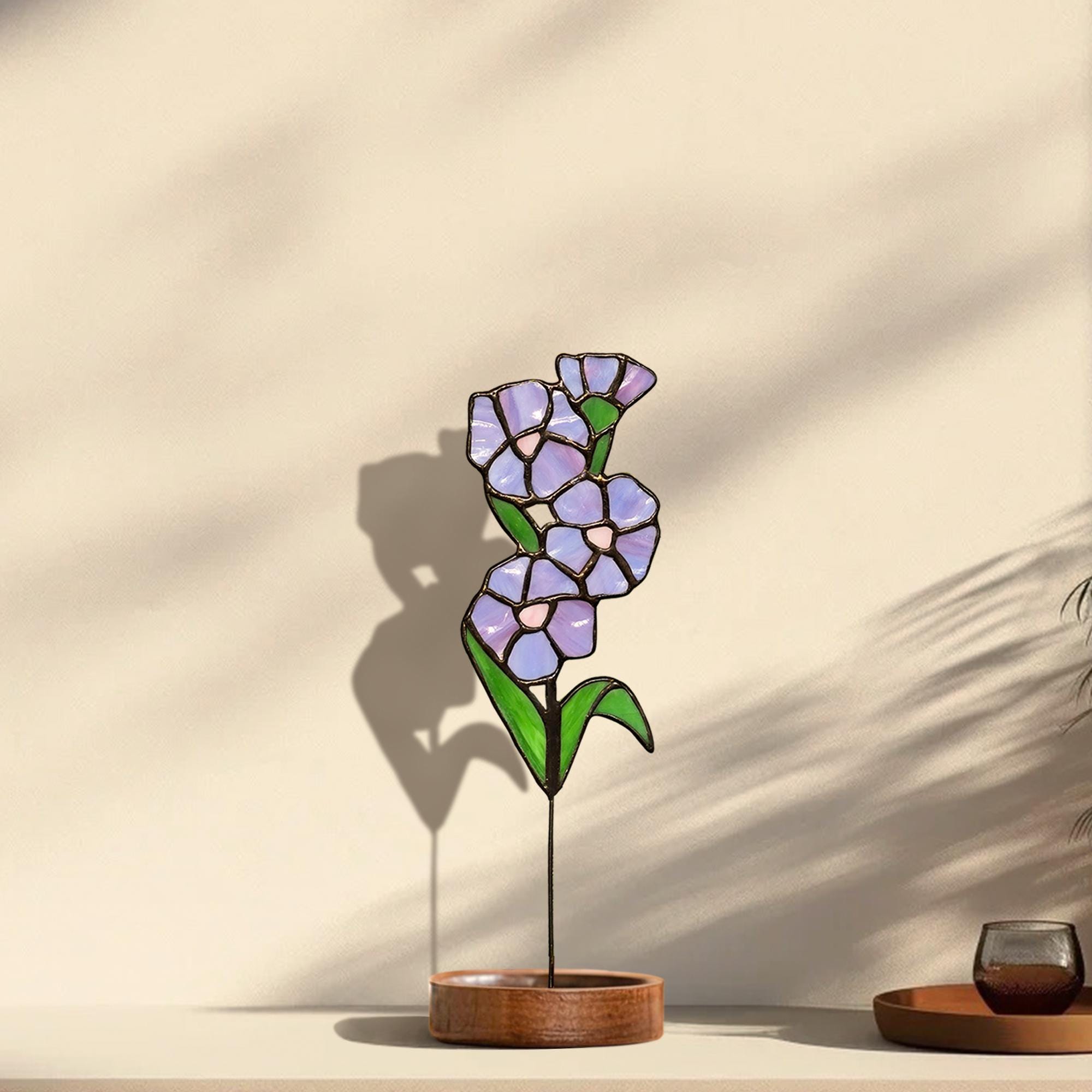 February Birth Flower Violet Stained Glass Floral Stake – Handmade Gift of Loyalty & Wisdom – Purple Garden Decor for Birthday or Mom