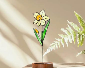Estaca de cristal vitral con forma de narciso, flor de nacimiento de marzo. Decoración floral primaveral hecha a mano. Regalo de alegría, esperanza y nuevos comienzos para cumpleaños o para mamá.