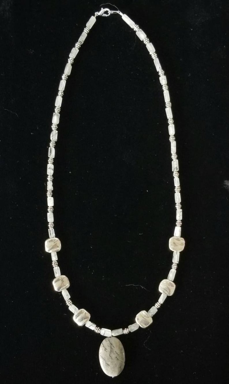 Gray Stone and Silver Bead Pendant Necklace