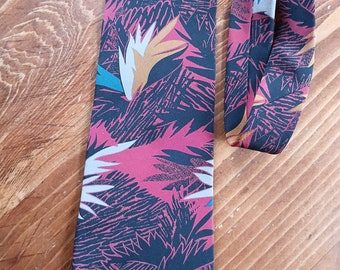 Vintage 1980 silk neck tie