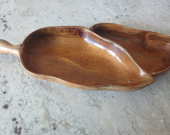 Wood monkey pod leaf shaped decorative bowl tray