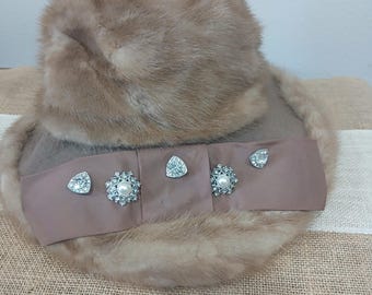Brown/tan fur womans vintage bucket hat