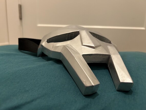 メタリックドゥームMFマスクシルバー、ブラック、または生の3D