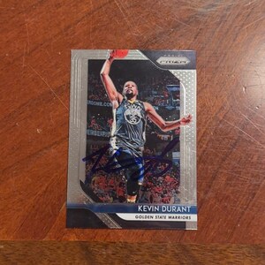"Kevin Durant signierte Karte ""Panini Prizm Basketball Golden State warriors"" Handsignierte Karte ohne Echtheitszertifikat."