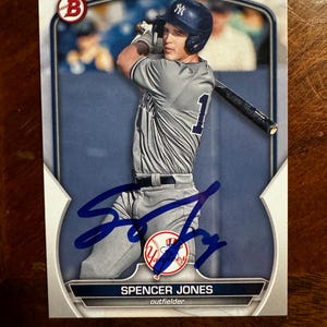 Spencer Jones signierte Karte Topps Bowman Baseballkarte New York Yankees Handsignierte Karte ohne COA