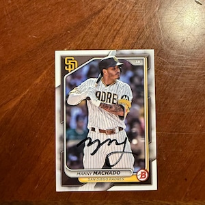 Manny Machado Slightly Faded Autogrammed Karte Topps Bowman Baseball San Diego Padres Hand signierte Karte No COA All Star Black Ink Rare