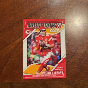 Patrick Mahomes signierte Karte Panini Rookies And Stars Touchdown Club Insert Football Card Kansas City Chiefs Handsignierte Karte ohne COA