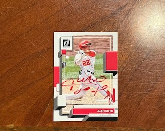 Juan Soto vervaagde gesigneerde kaart Panini Donruss Baseball Washington Nationals handgesigneerde kaart zonder certificaat
