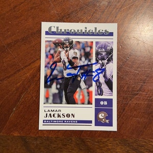 Lamar Jackson Autogramme Karte- 2022 Panini Chroniken Football Card Baltimore Ravens Auto/signierte Karte Kein COA