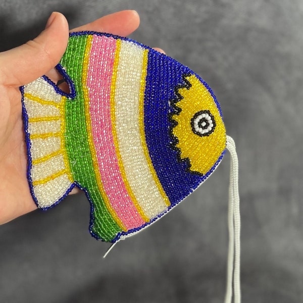 Vintage Beaded Fish Purse 1980s. Fish bag with rainbow colour beads.  Cute Wristlet purse.