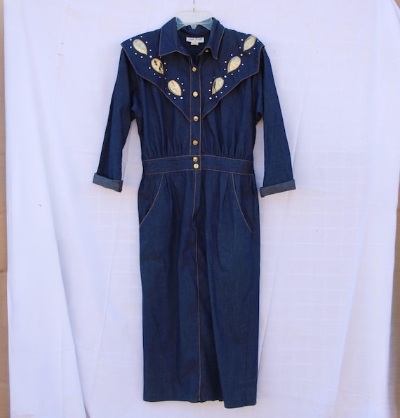 green emerald velvet dress CHIC AF GOLD BUTTON DENIM MIDI DRESS – AKIRA main image 0