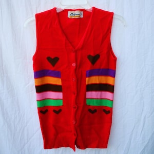 Vintage 70s Californian Exclusive Knitwear Red Heart Stripe Sweater Vest – Size S – Kitsch Colorful Retro Top – Excellent Condition