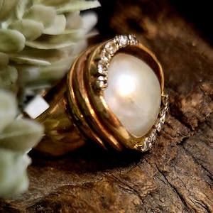 Vintage 10k Yellow Gold Boroque Pearl Ring size 8