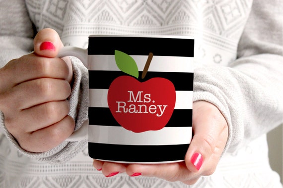 teacher mug - teacher gift - apple - personalized - teacher coffee mug Il_570xn