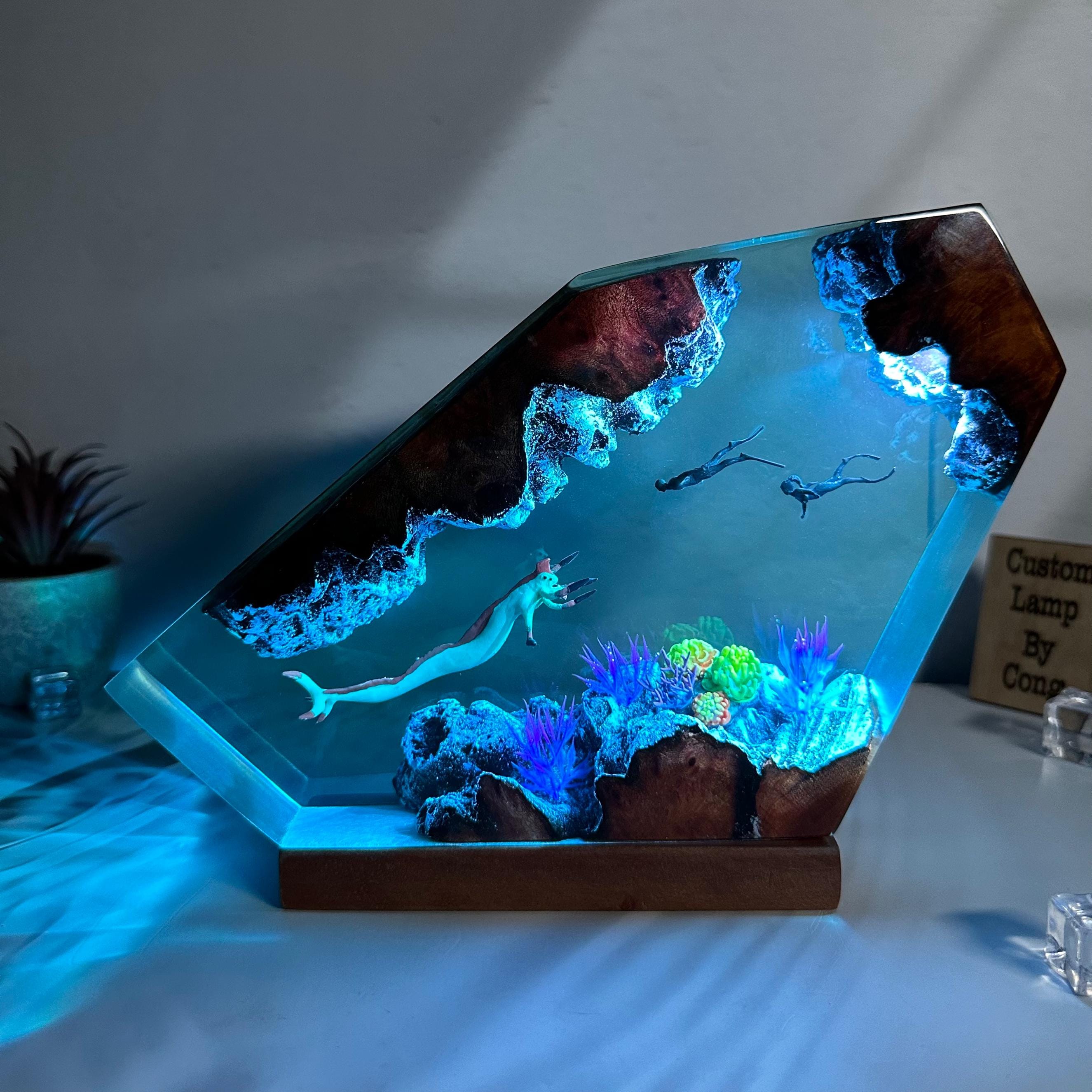 Reaper monster resin lamp, Leviathan resin night light, table wood lamp, gift for gamer, gift for him, Christmas gifts