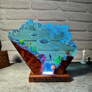 Sea turtle and scuba resin art lamp, ocean resin decoration, custom night light, wood resin decor, gift for him, gift for brother