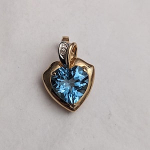 Vintage 14k Yellow Gold Pendant with Blue Topaz and Diamond Accent