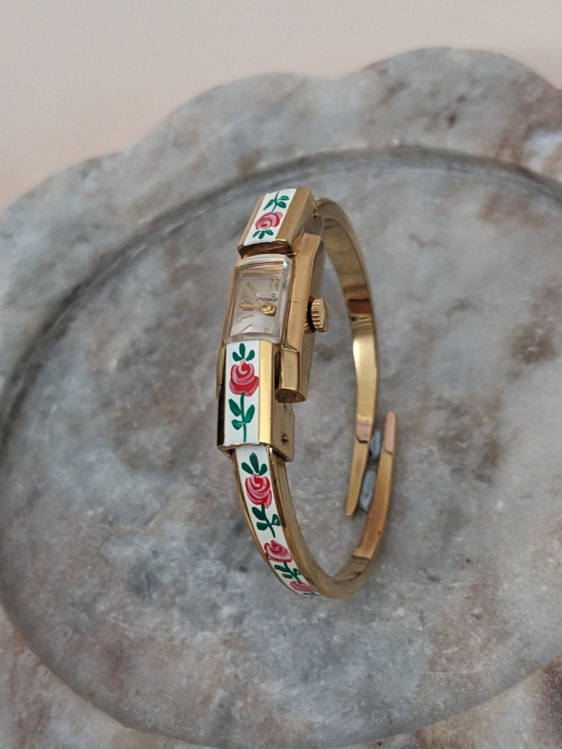 Vintage Consul Manual Gold Tone Watch White with Red Flower Enamel Working image 12