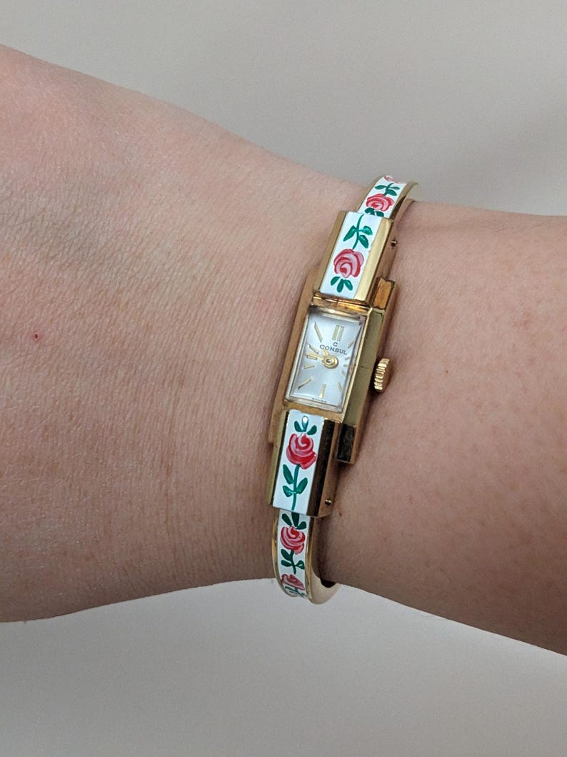 Vintage Consul Manual Gold Tone Watch White with Red Flower Enamel Working image 2