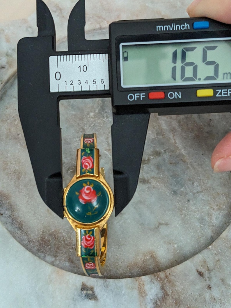FLAW Vintage Chandler Gold Tone Peek a boo Watch Green Enamel Red Florals image 11