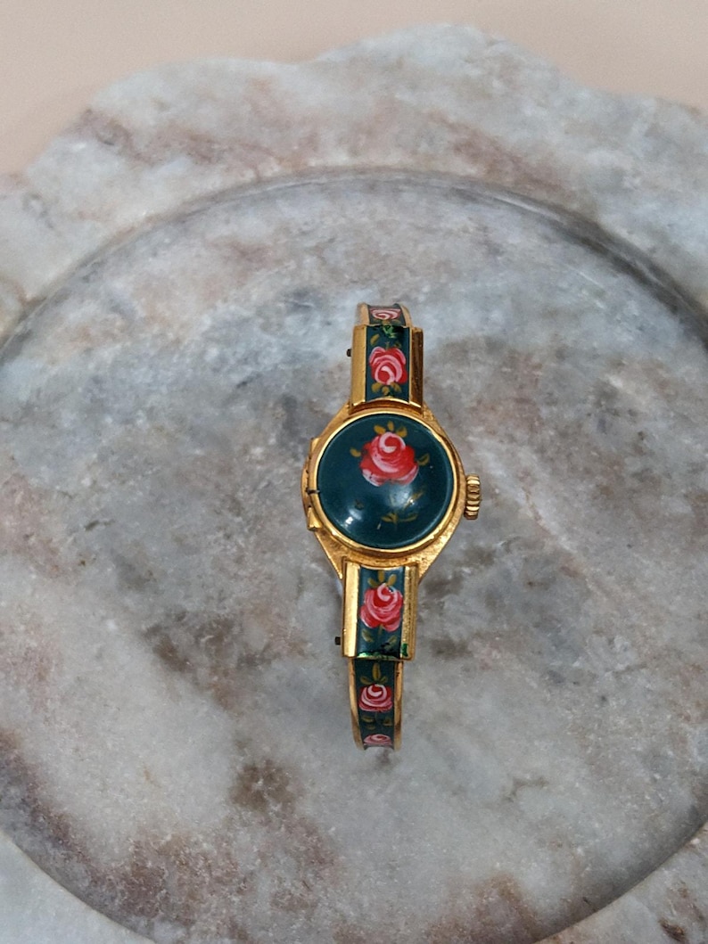 FLAW Vintage Chandler Gold Tone Peek a boo Watch Green Enamel Red Florals image 1