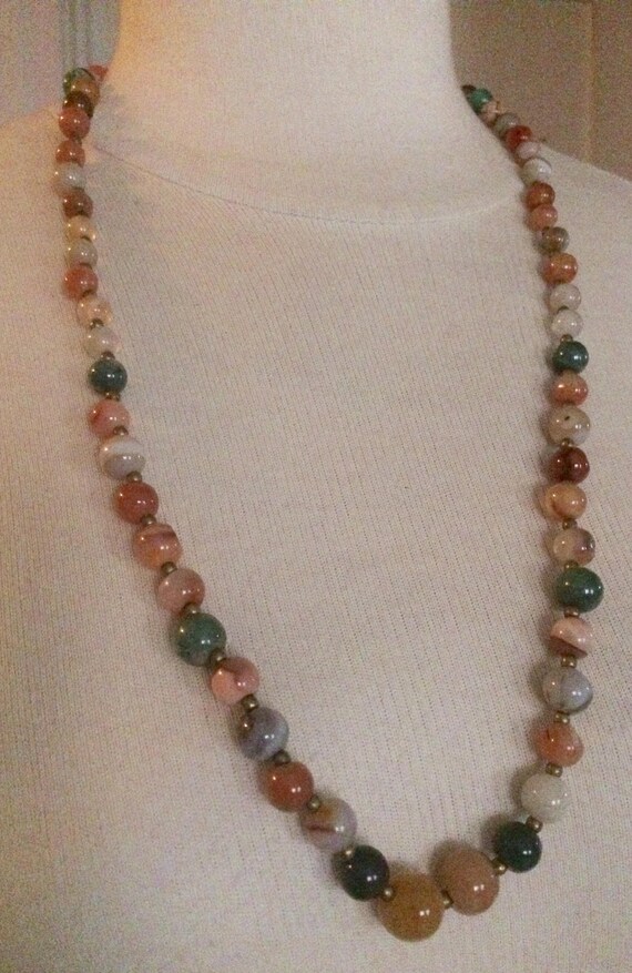 Agate Beaded Necklace, Multi-Agate Bead, Graduate… - image 3