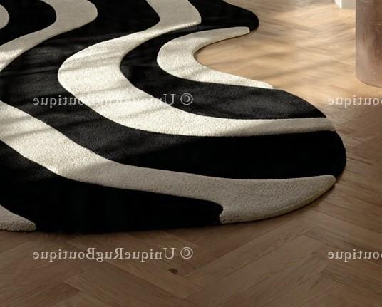 Wavy Runner Rug Irregular Black and White Hand Tufted Wool Modern ...