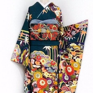 168 Cm (66.1 In) Vintage Pure Silk Chirimen Black Tomesode