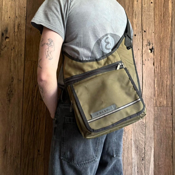 バッグ 00s DIESEL archive mesh messenger  bag 00s archive nylon diesel messenger bag