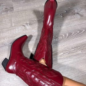 Bordeauxrode cowgirl-westernlaarzen, westerncowboylaarzen