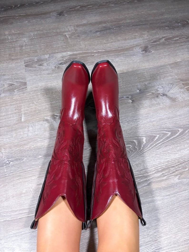 Alice Cowboy Boots Burgundy