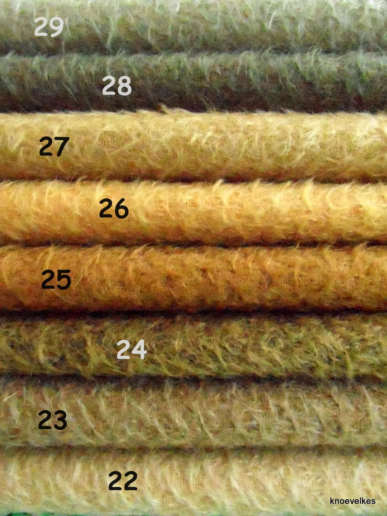 MDV. Pick your own SET of 3, 1/16 pieces of Schulte mohair. Will make lovely vintage bear. 3 x 25/35 cm image 1