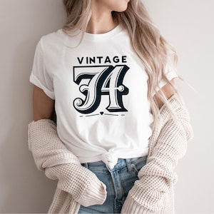 Unisex Vintage 1974 50th Birthday T-Shirt, Retro Classic 50 Years Old Shirt, Commemorative Unique Anniversary Gift, 1974 Birthday Party Tee