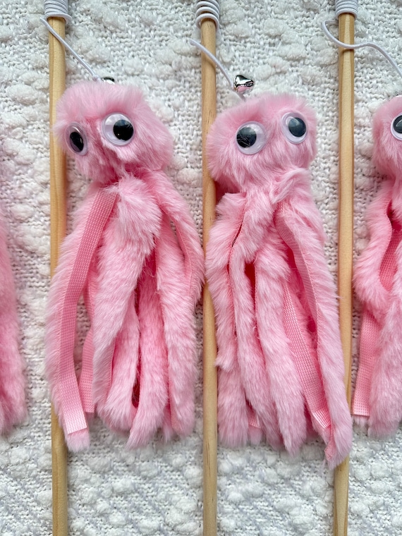Plush Octopus Cat Wand Toy – Bouncy Interactive Teaser