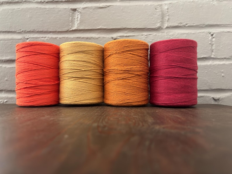 8/4 Maurice Brassard 100% Cotton weaving yarn - Oranges, Yellows