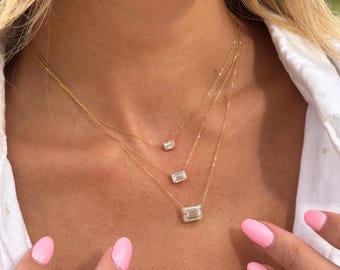 Lab Grown Emerald Bezel Pendant Necklace 1ct–5ct | IGI Certified | 14K Solid Gold White Yellow Rose | Dainty Diamond Necklace for Women