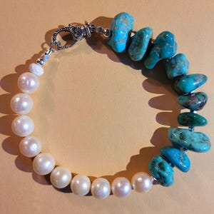 Luxe turquoise and freshwater pearl bracelet