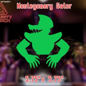 Pu&ograve; includere: Silhouette verde di un alligatore con un ghigno pieno di denti, etichettata "Montgomery Gator" e "Security Breach". L'immagine misura 5,75 pollici per 5,75 pollici.