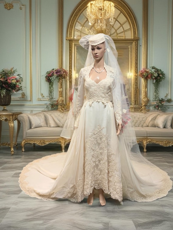 ivory victorian dress Vintage 60s Wedding Dress: Lace Peplum Gown Features:Sequin