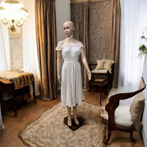 1960's White Nightgown Girly Lingerie Wedding Lingerie Brand Shadowline