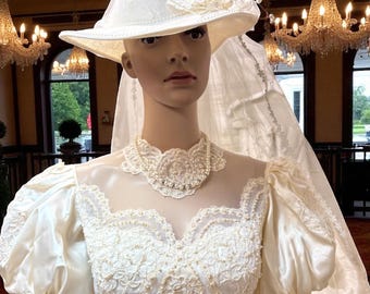 Sombrero de novia vintage de perlas y encaje: Boda bohemia victoriana