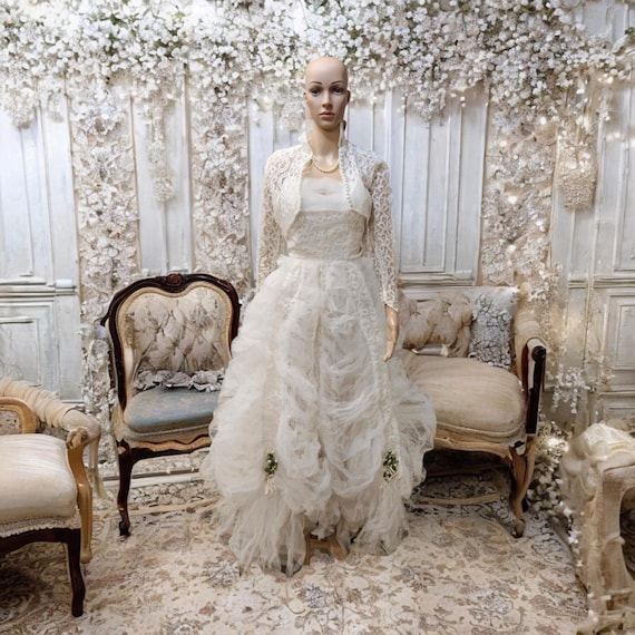 chinese dress ladies Vintage Lace A-line Sweetheart Off-the-Shoulder Beach Wedding Dresses, MW735