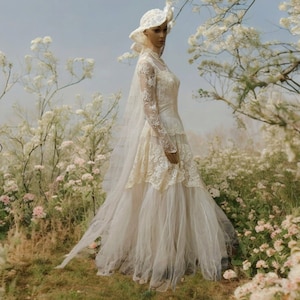 Vintage Fairytale Wedding Dress Romantic Lace Tulle Bridal Dress