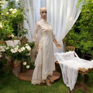 Vintage 60&#39;s Petite Wedding Dress I Butter Cream I Tiered Back I Lace Appliqued I Hippie 1960&#39;s Wedding Dress