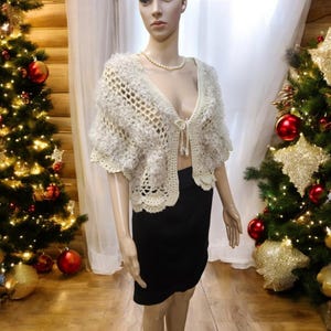 Vintage Fluffy Crochet Shawl* Handmade Knitted Cape* Beige Formal Shawl* Beautiful Wedding Shawl