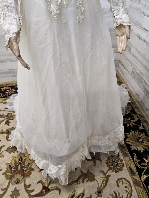 Vintage High Collar Wedding Dress* Ivory Bridal G… - image 8