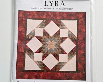 Lyra pieced quilt pattern by Calico Carriage Quilt Designs CCQD142